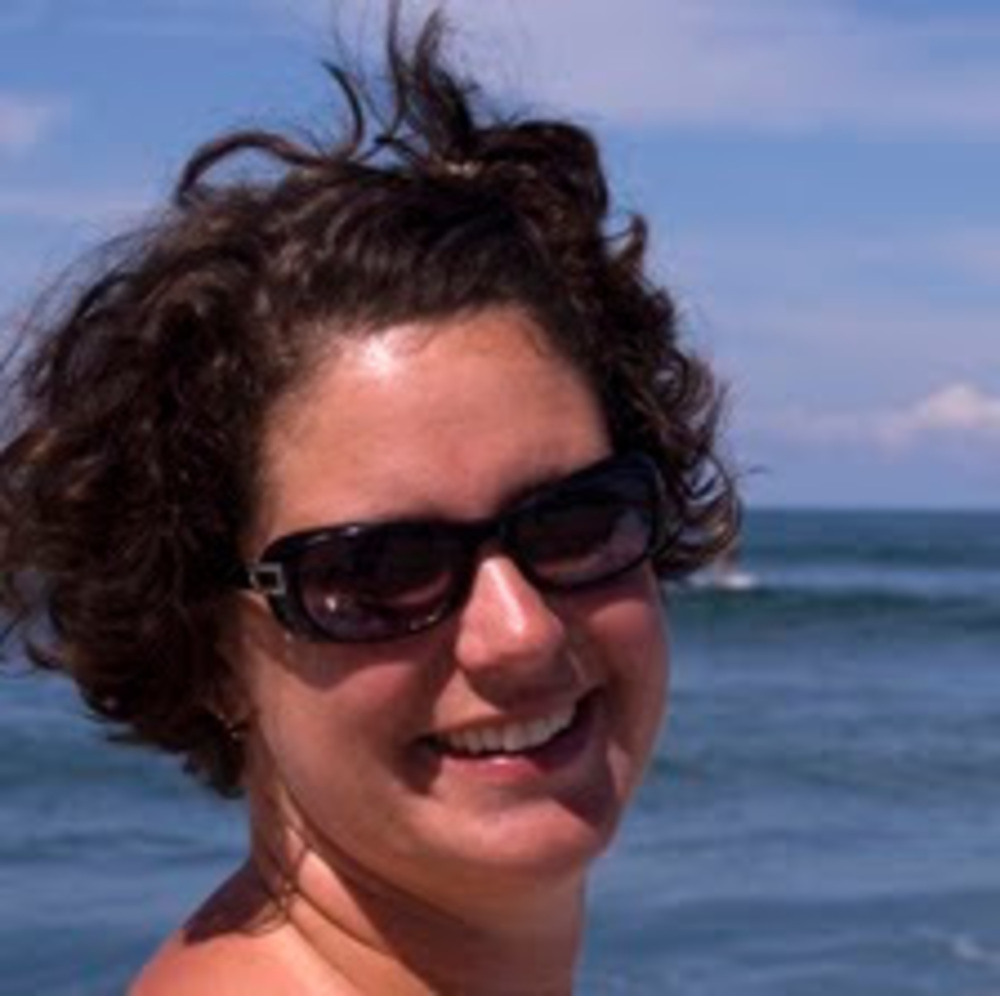 Meet your Posher, Hillary